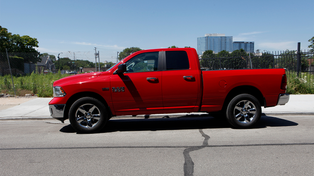Illustration for article titled A Bunch Of Pictures That Brian Made Me Take Of His Truck